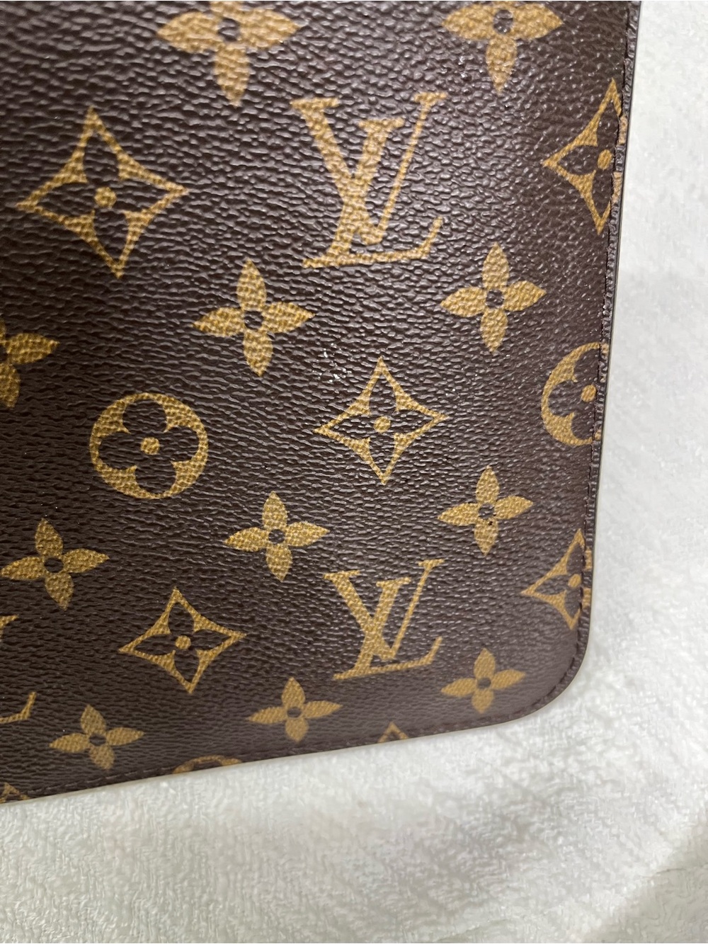 Louis Vuitton Neverfull Pochette Monogram Wristlet Pouch Cerise Interior Red - Picture 11 of 13